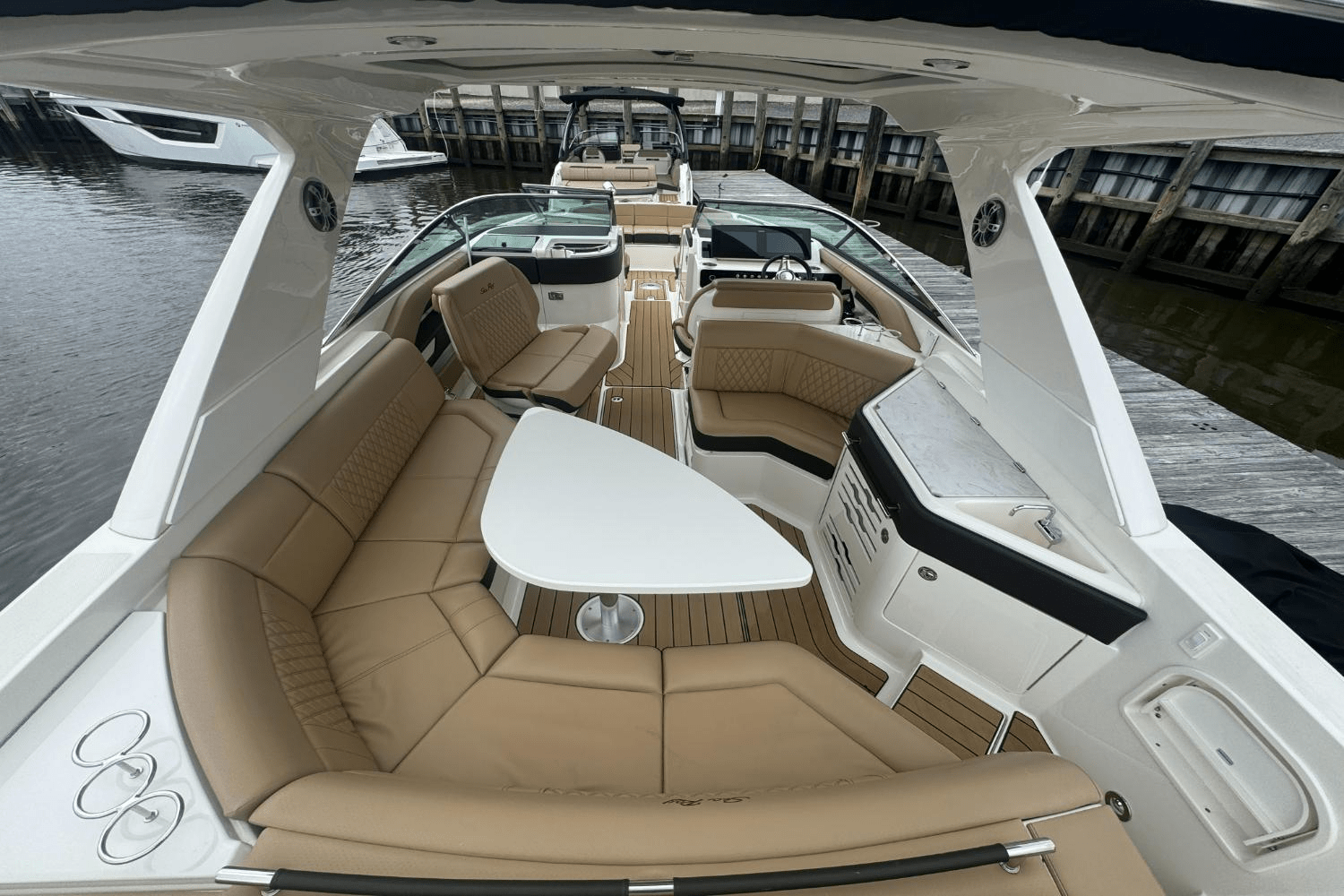 2023 Sea Ray SLX 310 Outboard Image Thumbnail #10