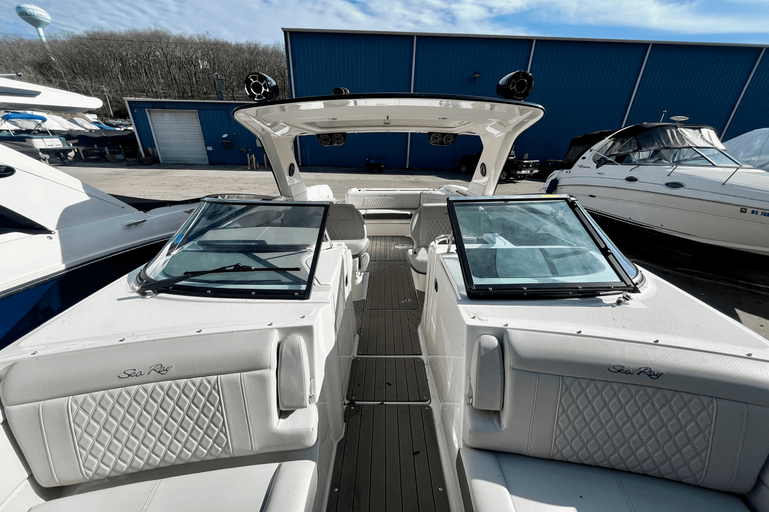 2022 Sea Ray 350 SLX Image Thumbnail #41