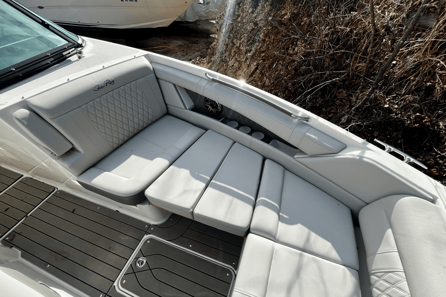 2022 Sea Ray 350 SLX Image Thumbnail #38