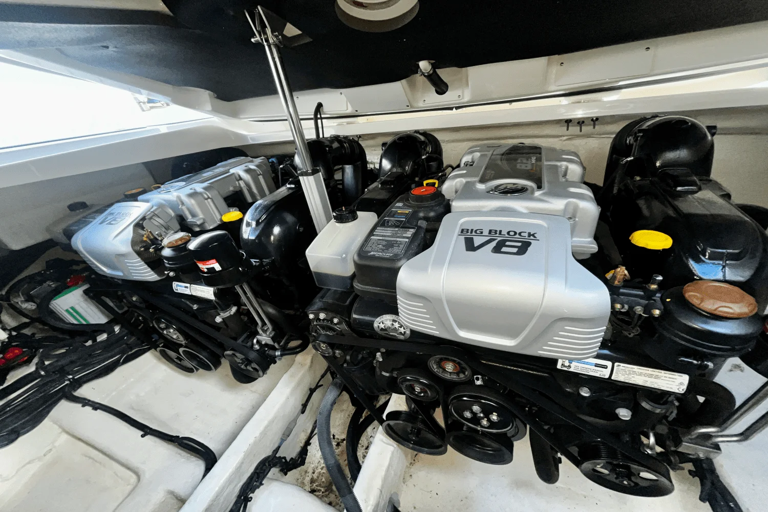 2022 Sea Ray 350 SLX Image Thumbnail #20