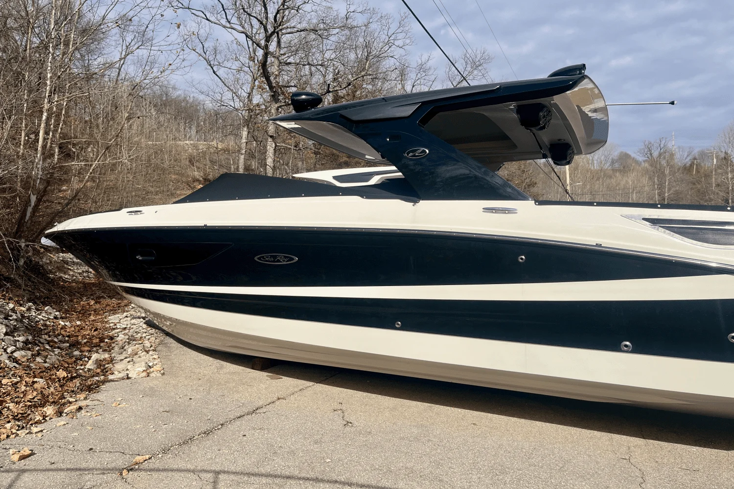 2022 Sea Ray 350 SLX Image Thumbnail #5