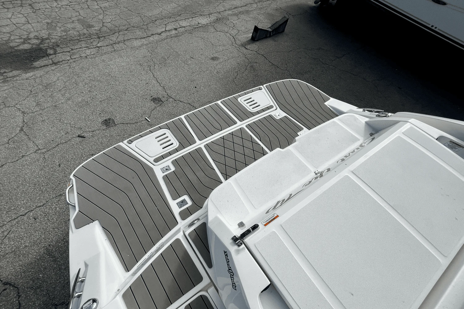 2022 Sea Ray 350 SLX Image Thumbnail #10