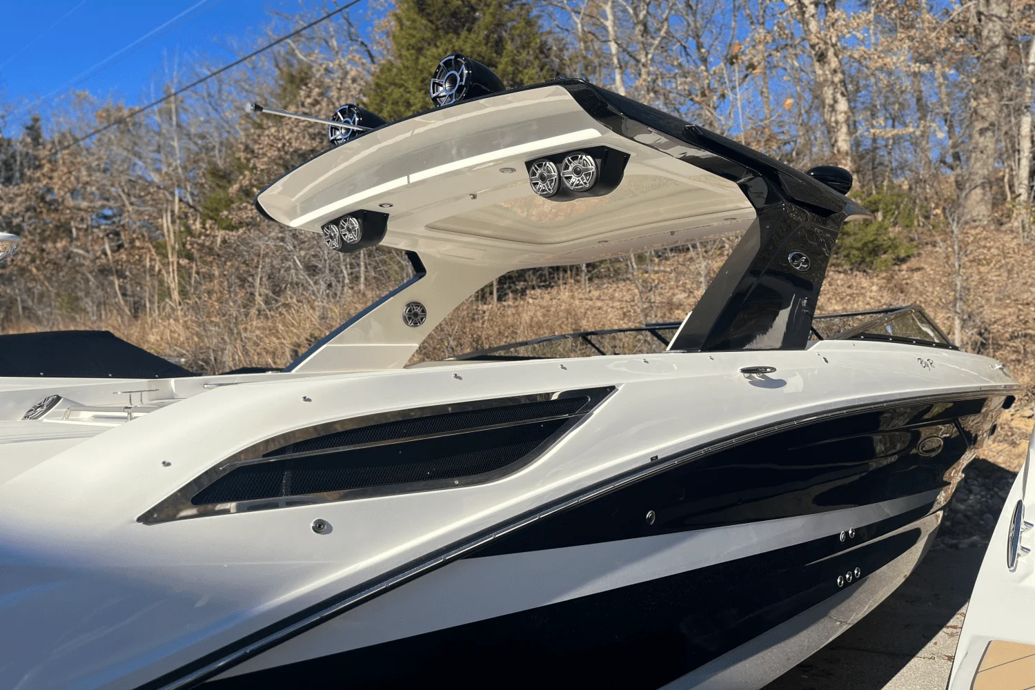 2022 Sea Ray 350 SLX Image Thumbnail #3