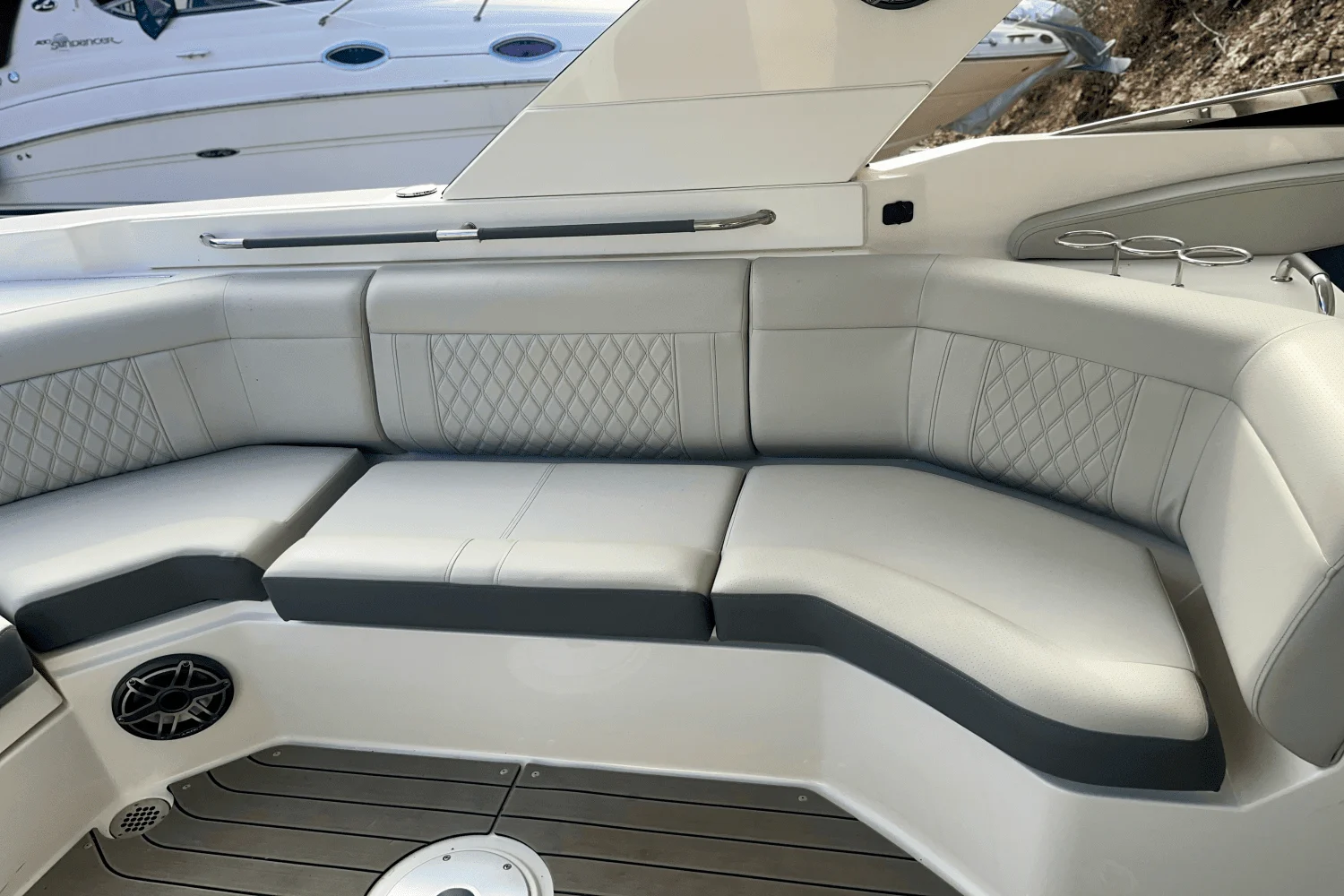 2022 Sea Ray 350 SLX Image Thumbnail #26