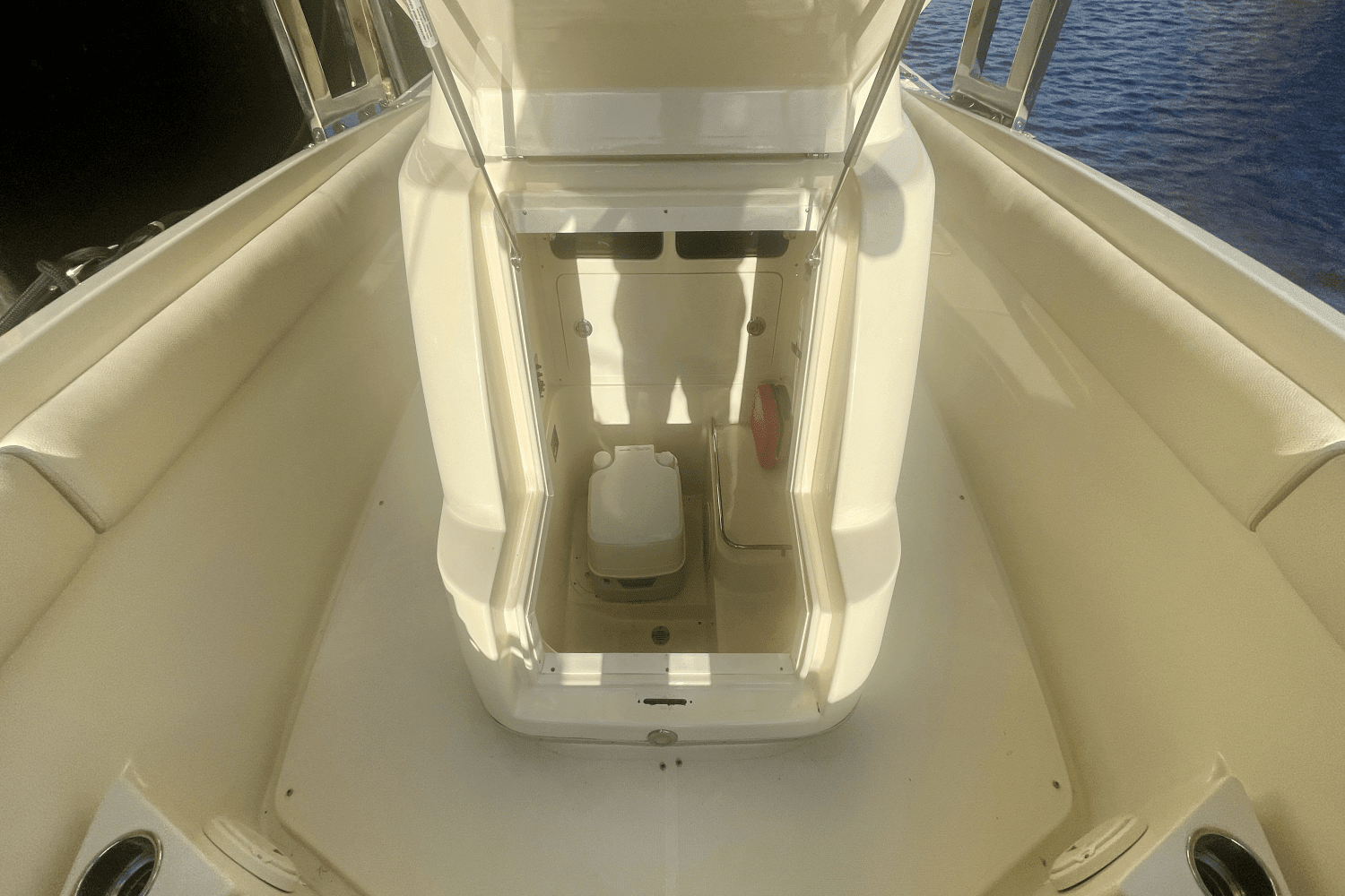 2019 Chris-Craft CATALINA 27 Image Thumbnail #45