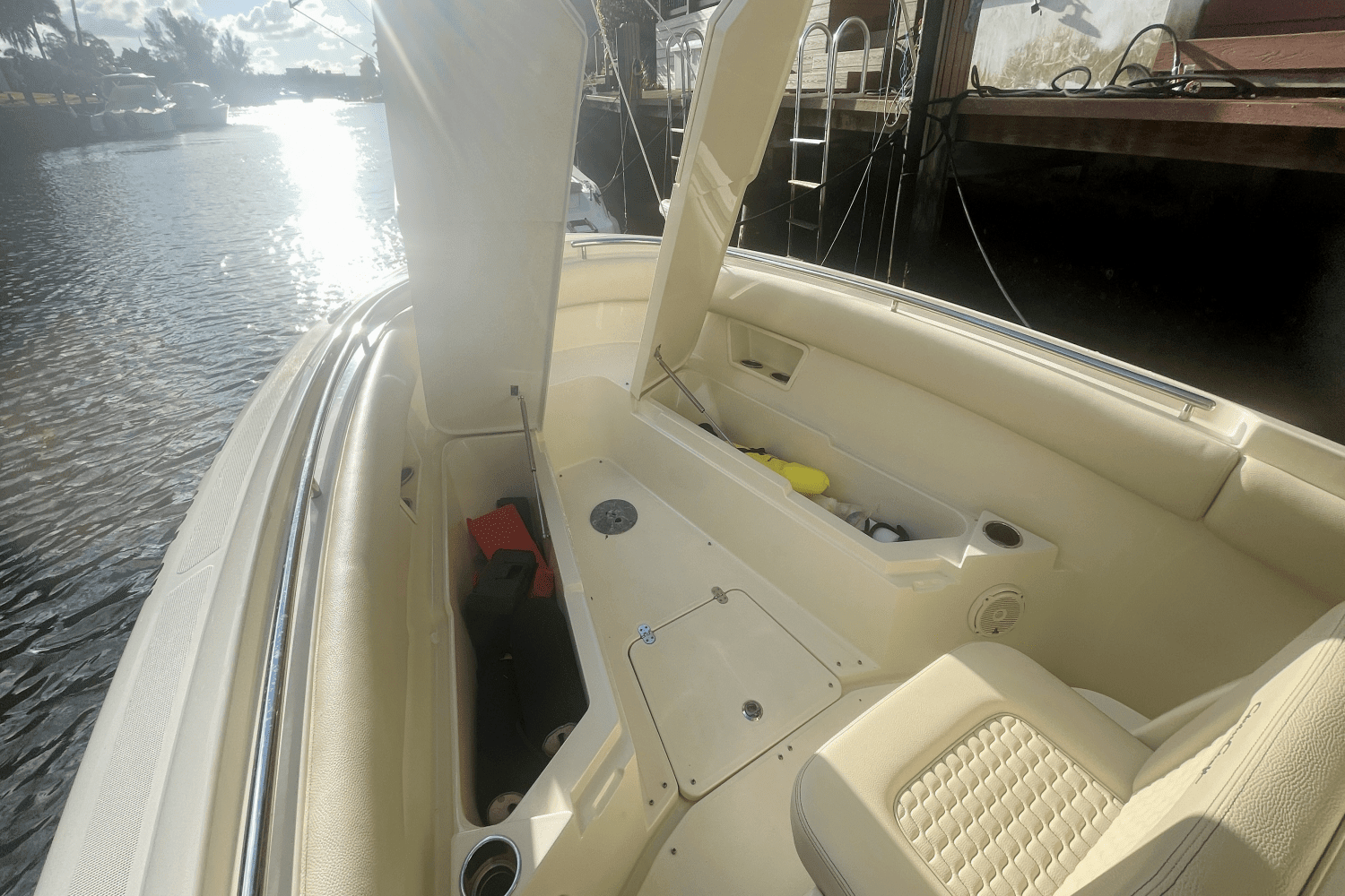 2019 Chris-Craft CATALINA 27 Image Thumbnail #22