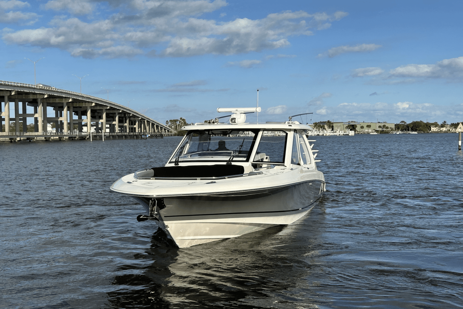 2024 Boston Whaler 380 EX Image Thumbnail #3