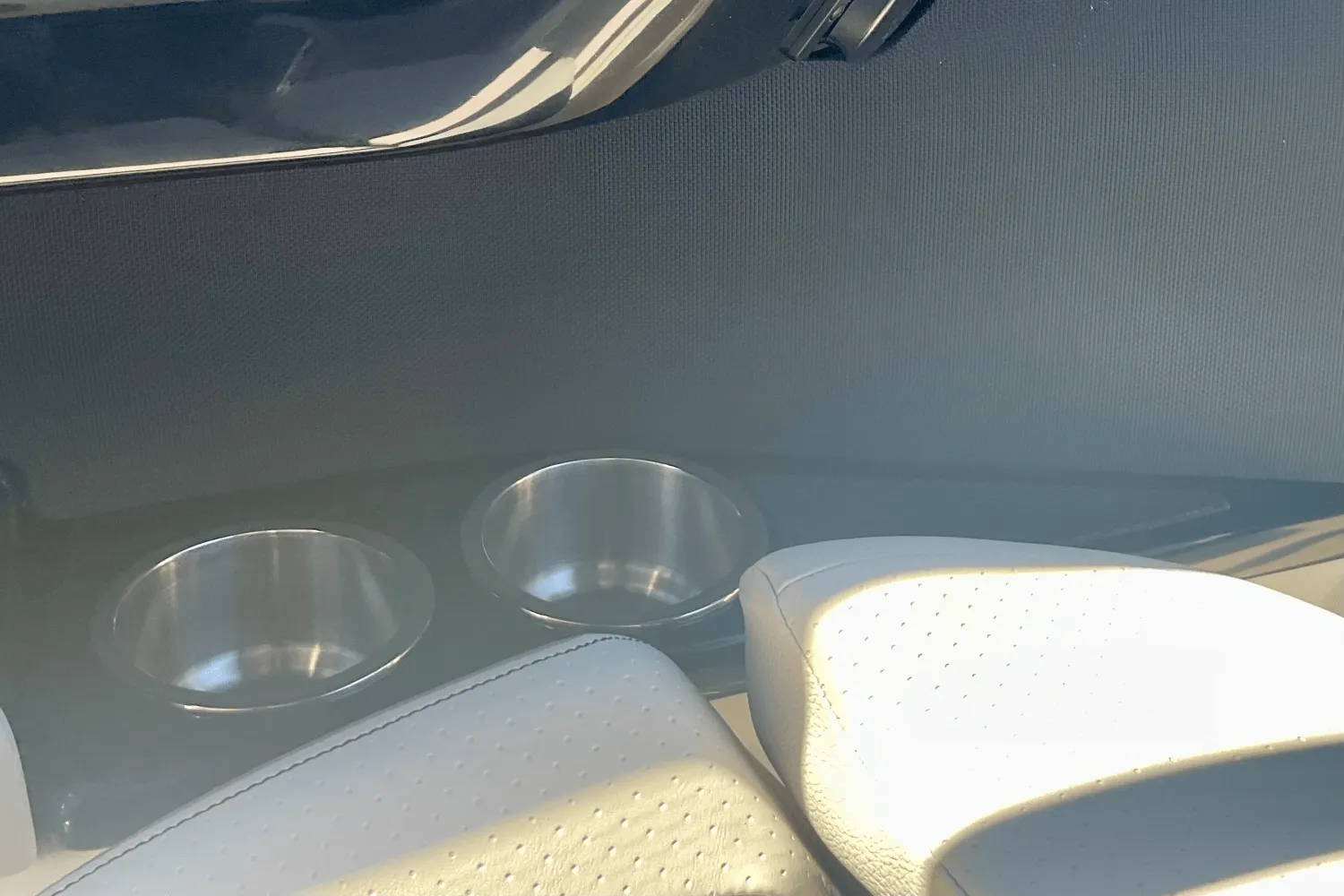 2025 Sea Ray SLX 260 Outboard Image Thumbnail #25