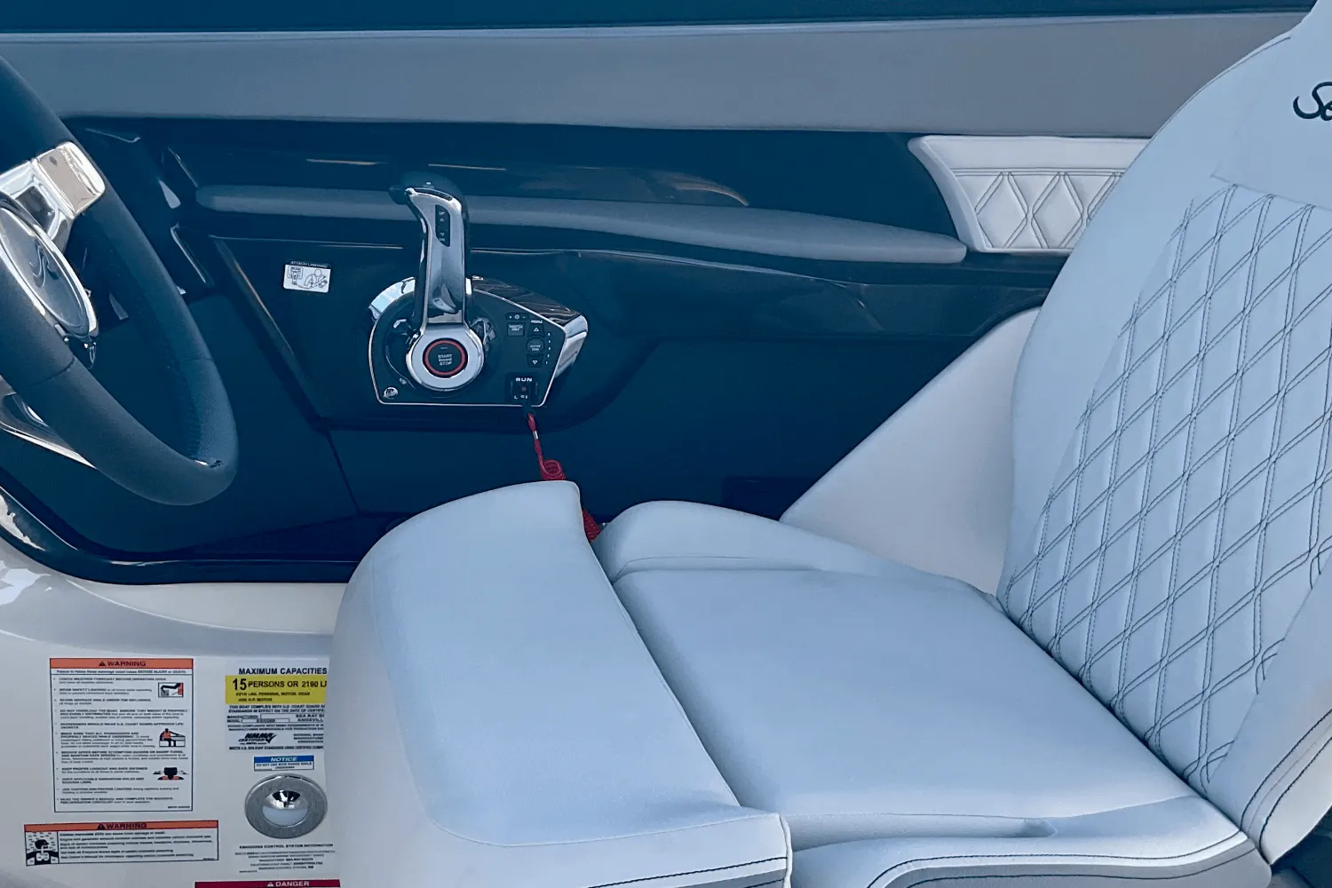 2025 Sea Ray SLX 260 Outboard Image Thumbnail #23