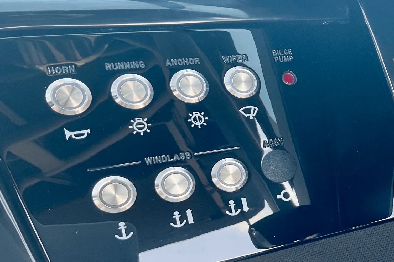 2025 Sea Ray SLX 260 Outboard Image Thumbnail #22