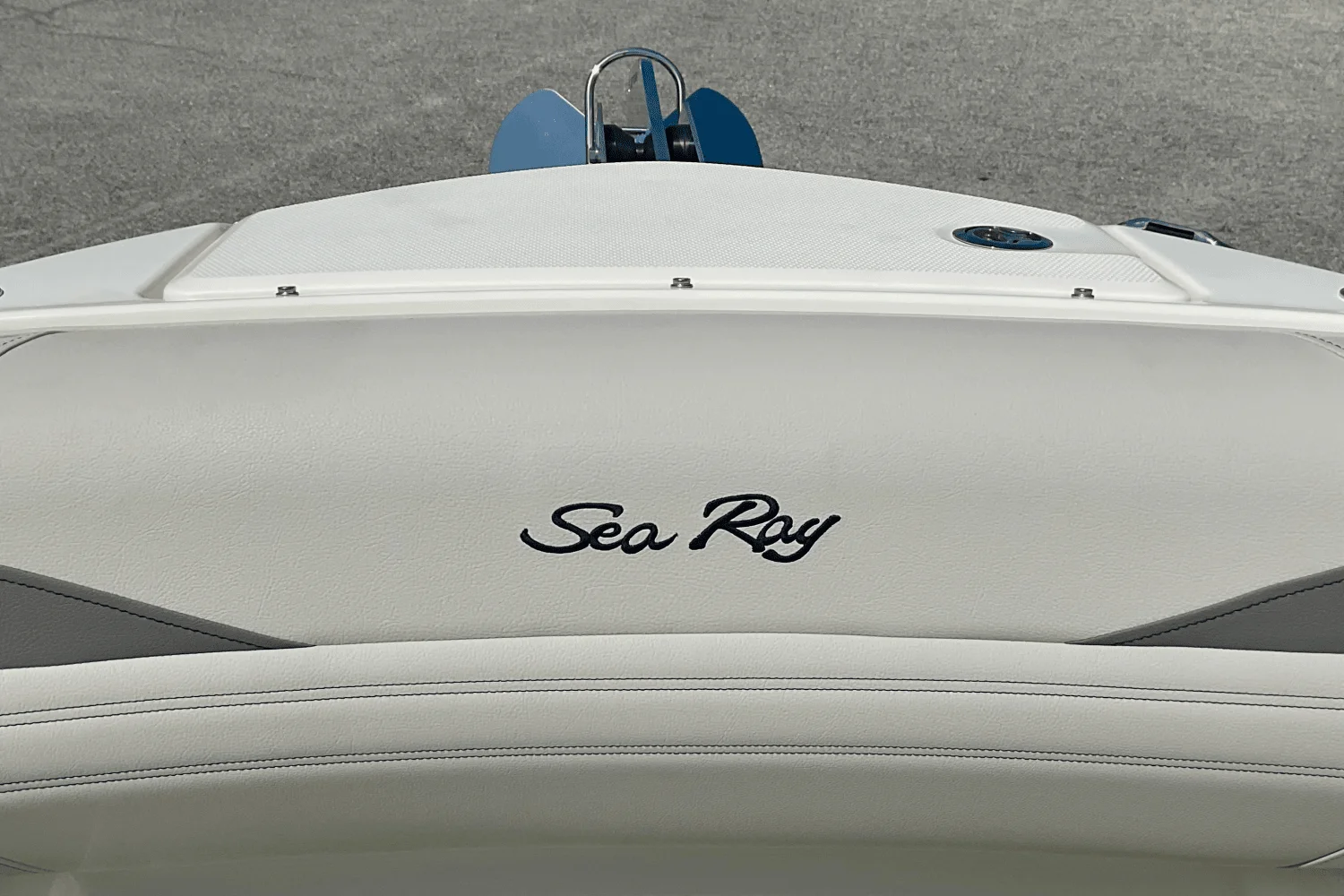 2025 Sea Ray SLX 260 Outboard Image Thumbnail #34