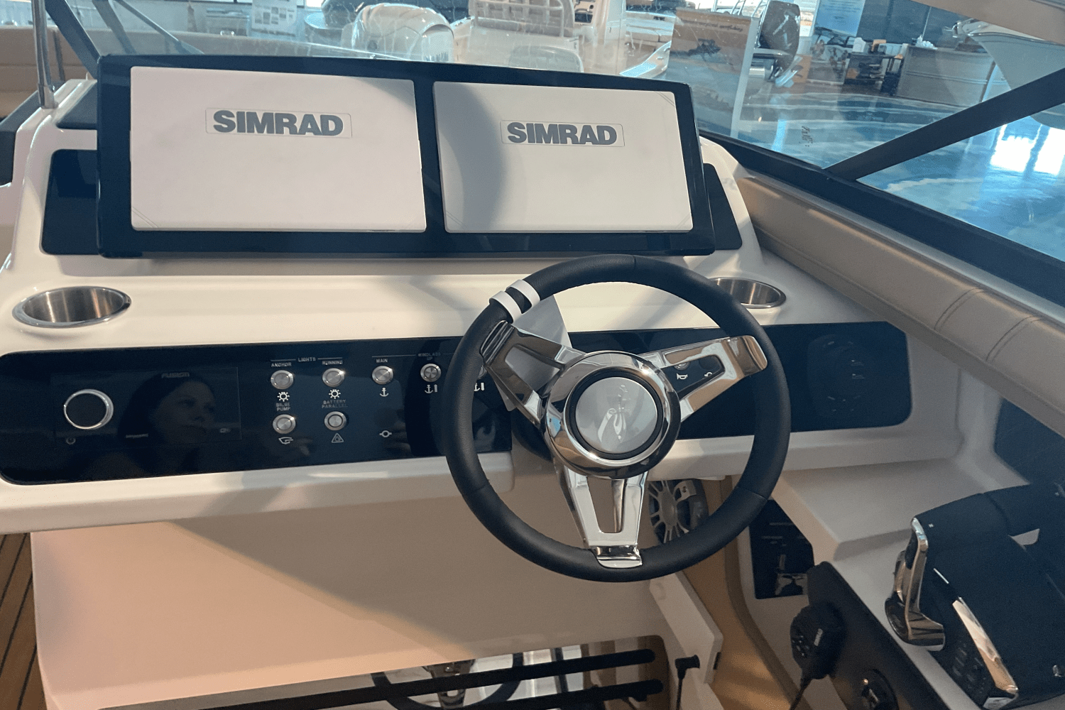 2026 Sea Ray 310SLX-OB Image Thumbnail #18