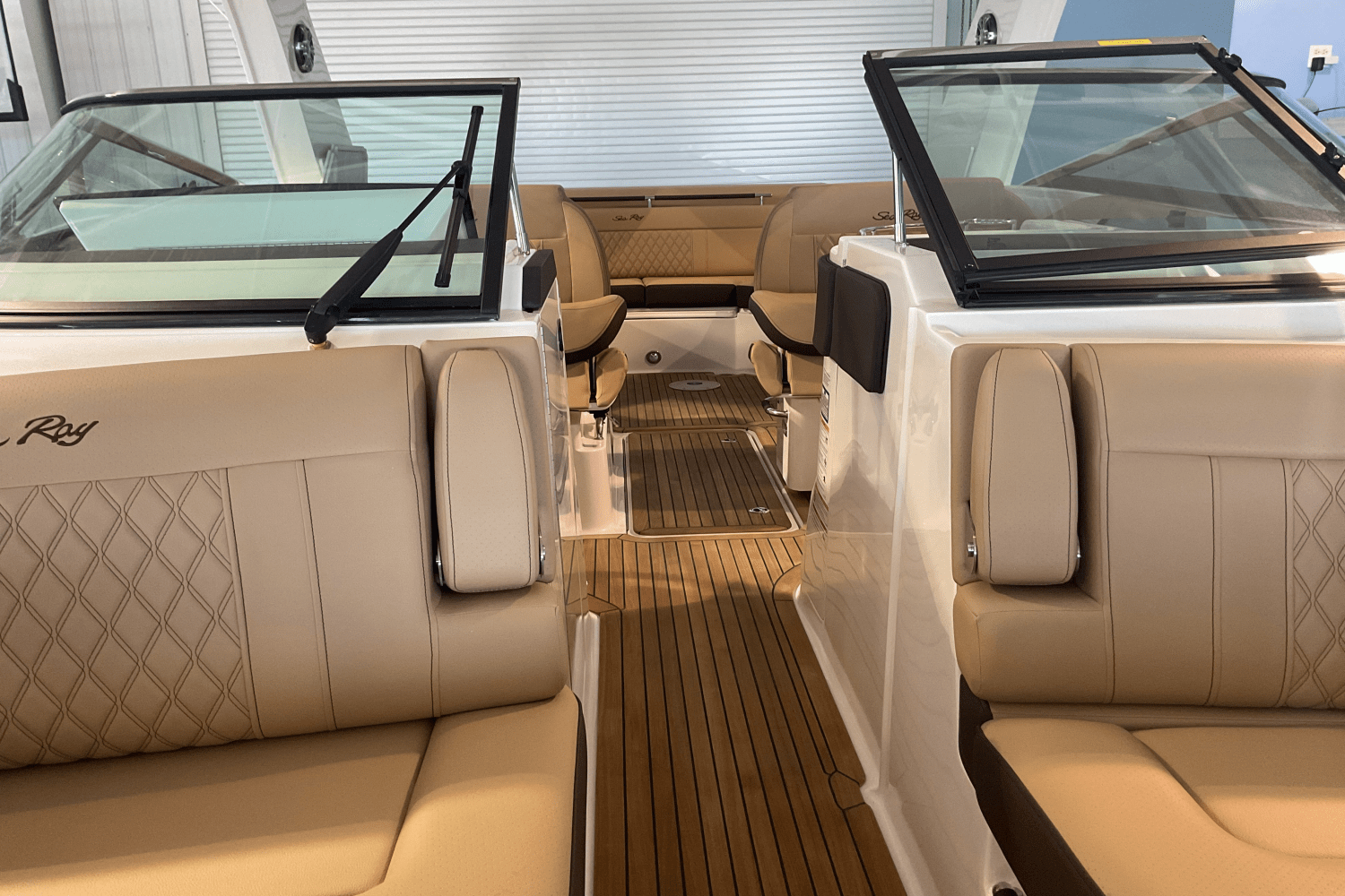 2026 Sea Ray 310SLX-OB Image Thumbnail #16