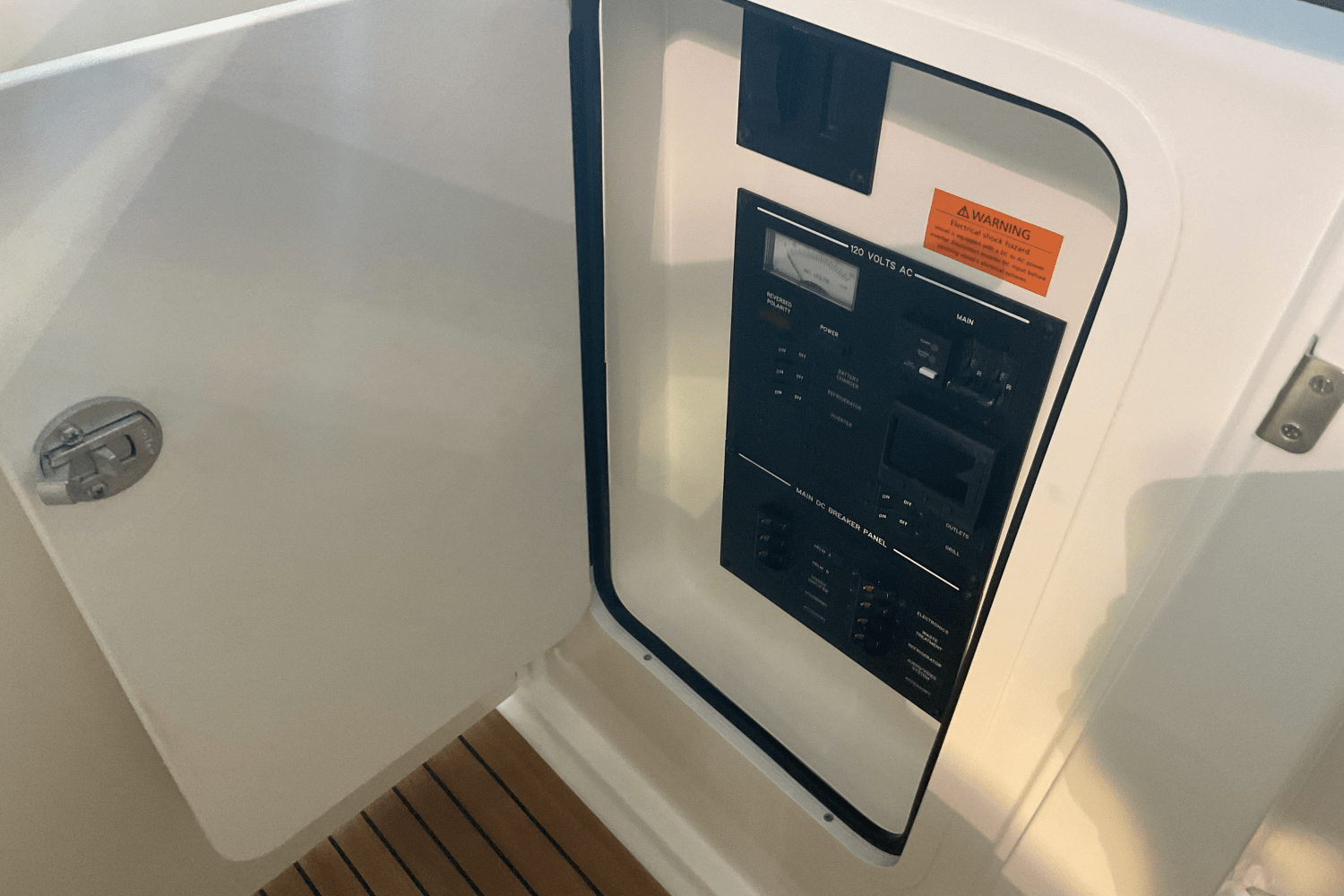 2026 Sea Ray 310SLX-OB Image Thumbnail #29