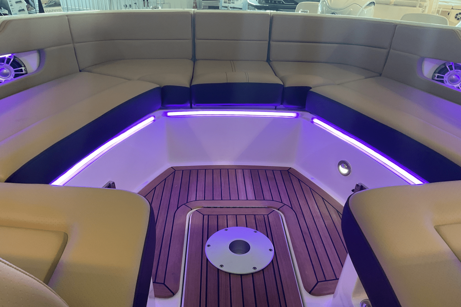 2026 Sea Ray 310SLX-OB Image Thumbnail #40