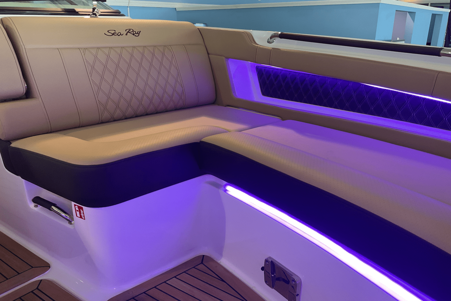 2026 Sea Ray 310SLX-OB Image Thumbnail #42