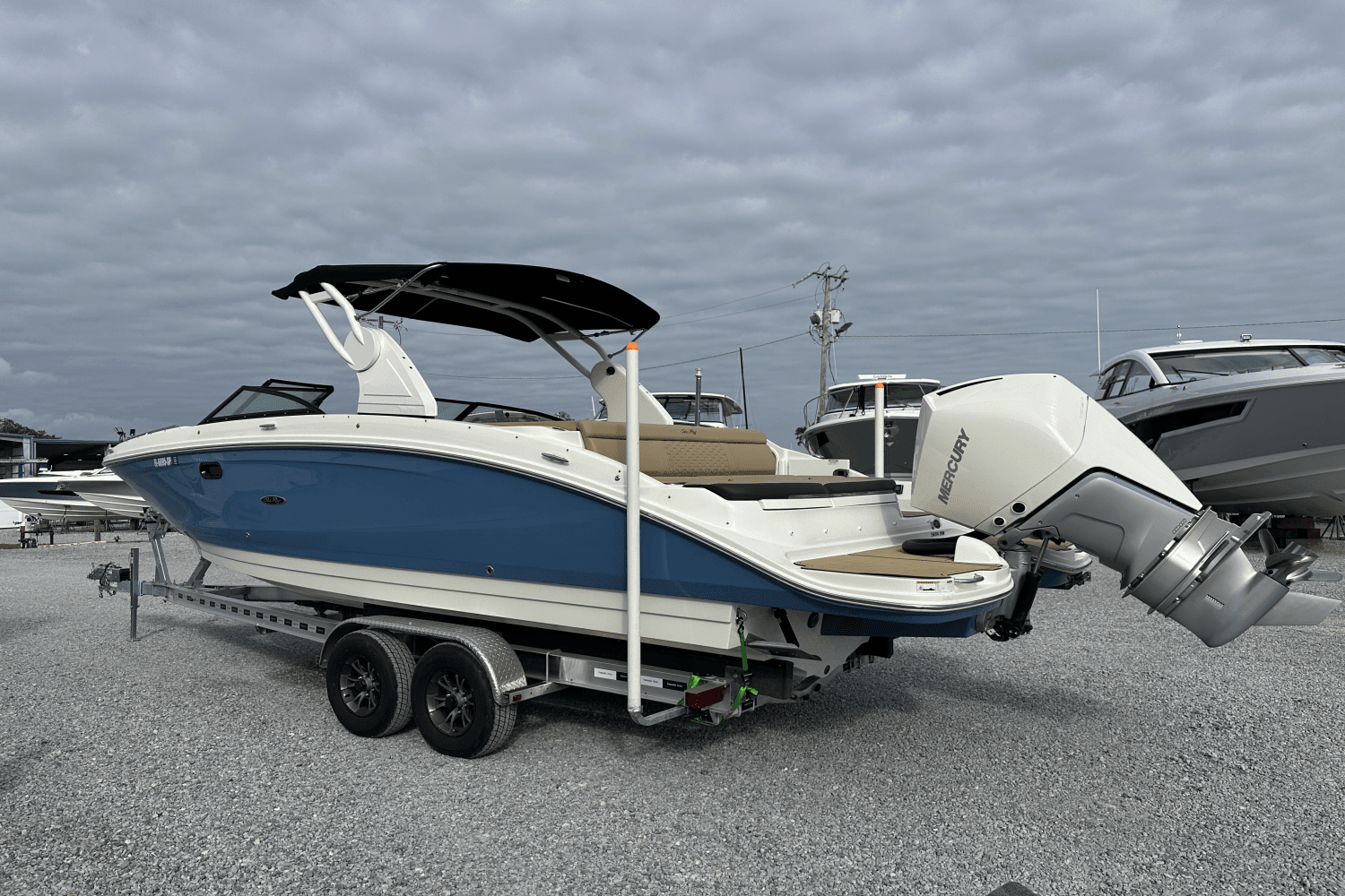 2020 Sea Ray 270 SDX-OB Image Thumbnail #2