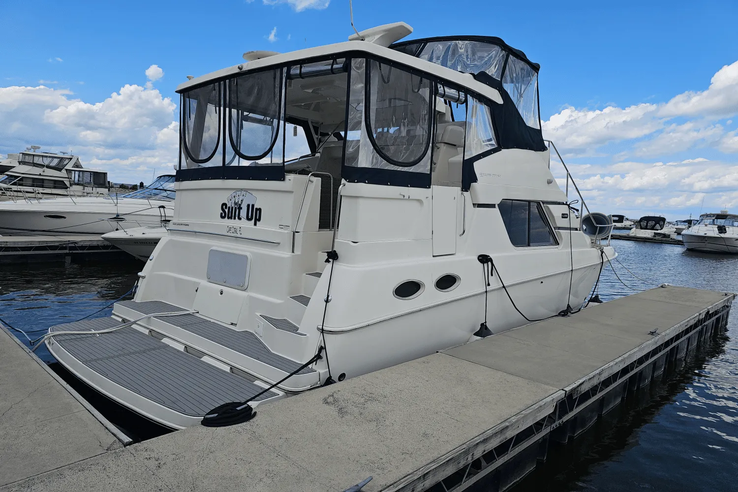 2001 Silverton 392 MOTOR YACHT Image Thumbnail #7