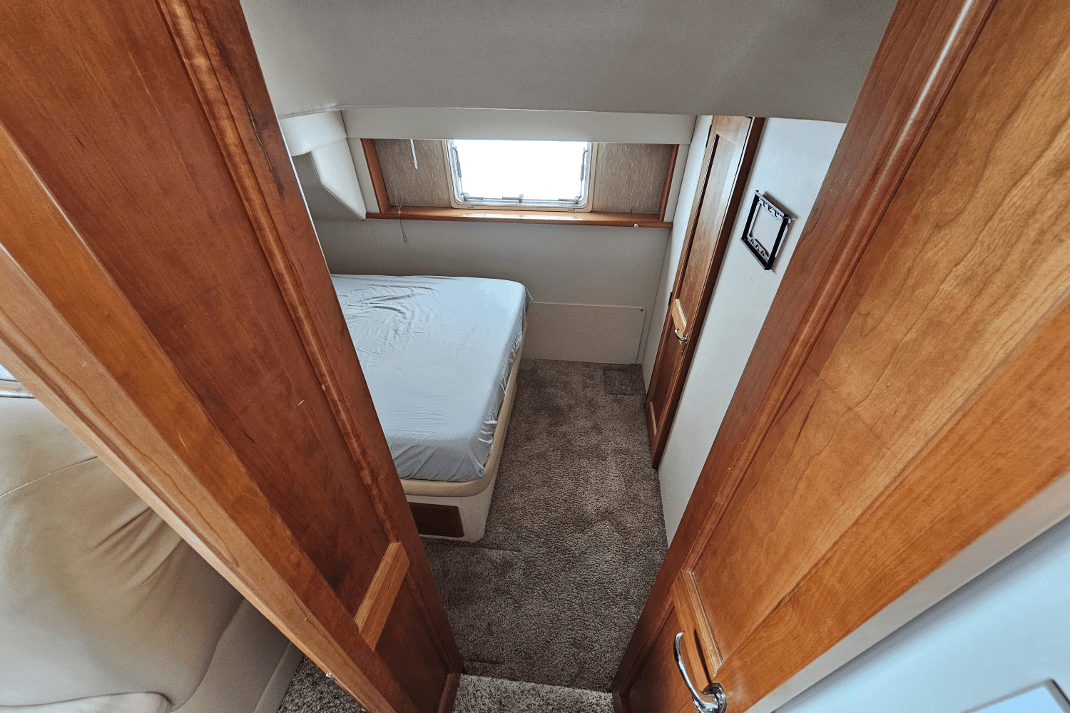 2001 Silverton
                                                             392 MOTOR YACHT Image Thumbnail #20