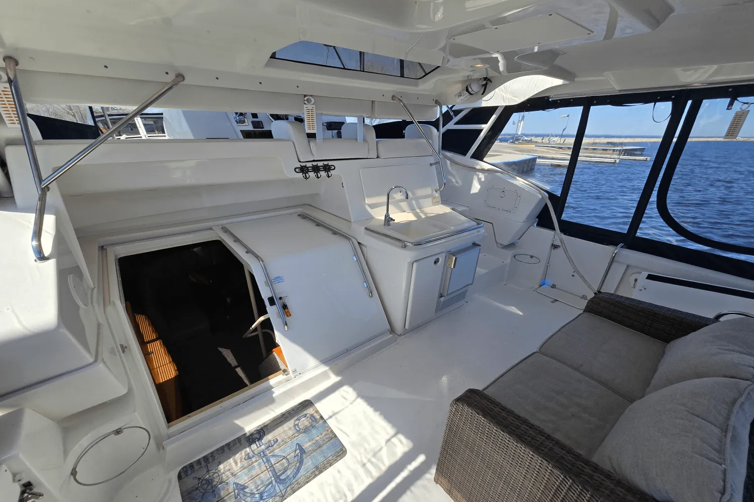 2001 Silverton 392 MOTOR YACHT Image Thumbnail #18