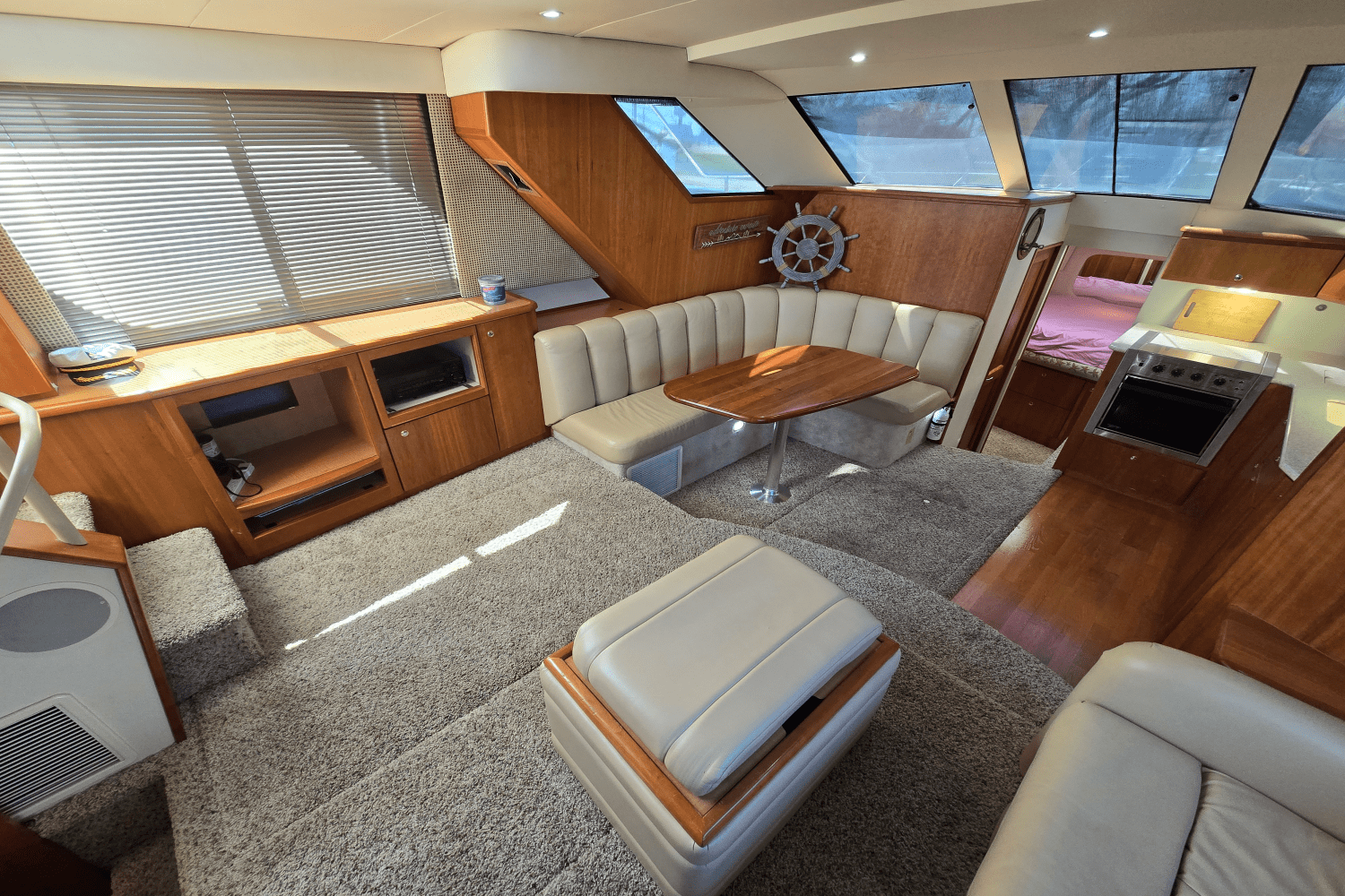 2001 Silverton 392 MOTOR YACHT Image Thumbnail #31