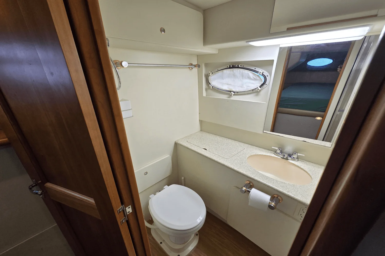 2001 Silverton 392 MOTOR YACHT Image Thumbnail #51