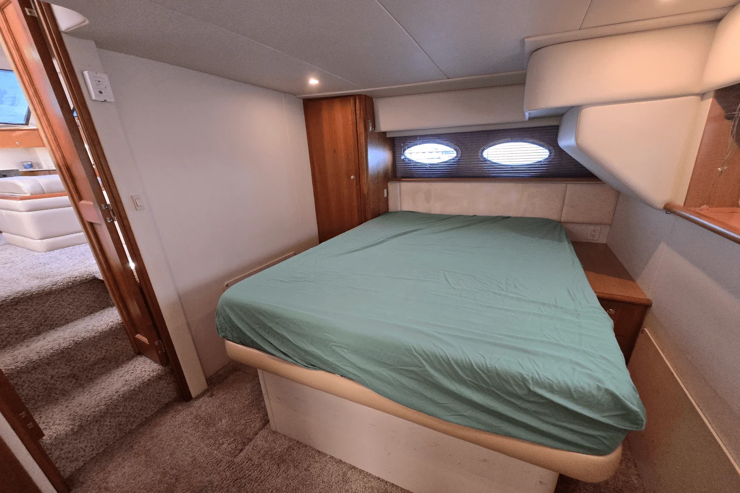 2001 Silverton 392 MOTOR YACHT Image Thumbnail #46