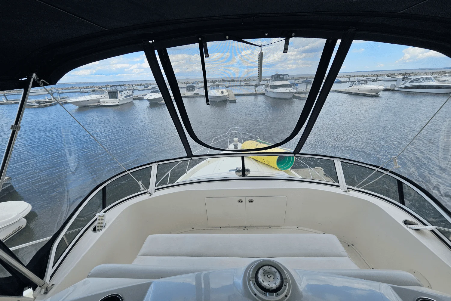 2001 Silverton 392 MOTOR YACHT Image Thumbnail #23