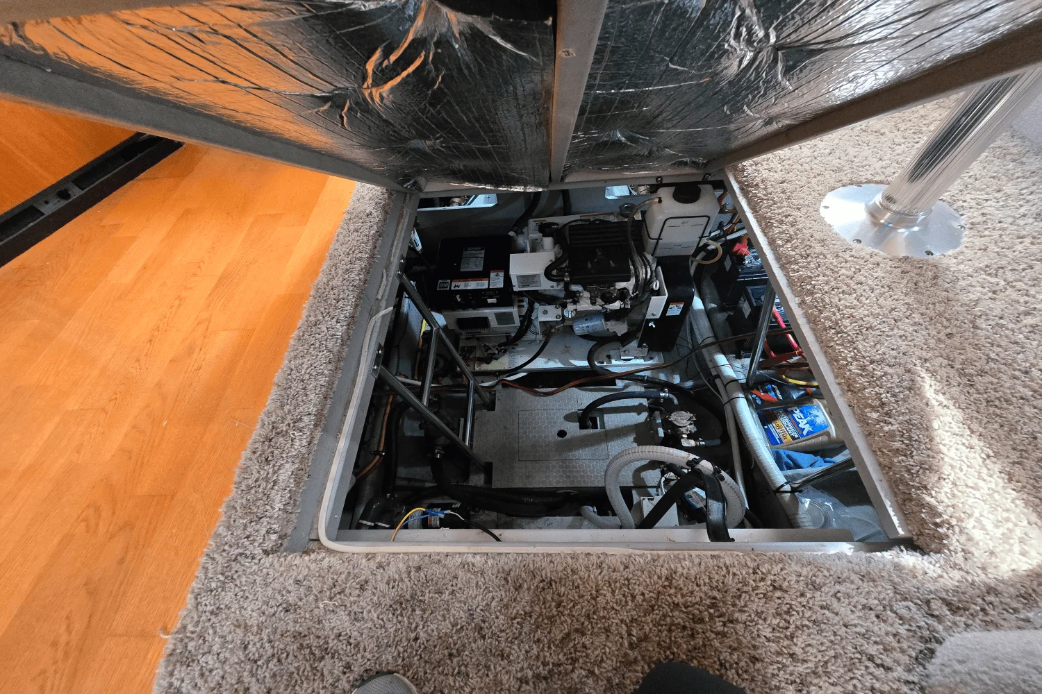 2001 Silverton 392 MOTOR YACHT Image Thumbnail #54