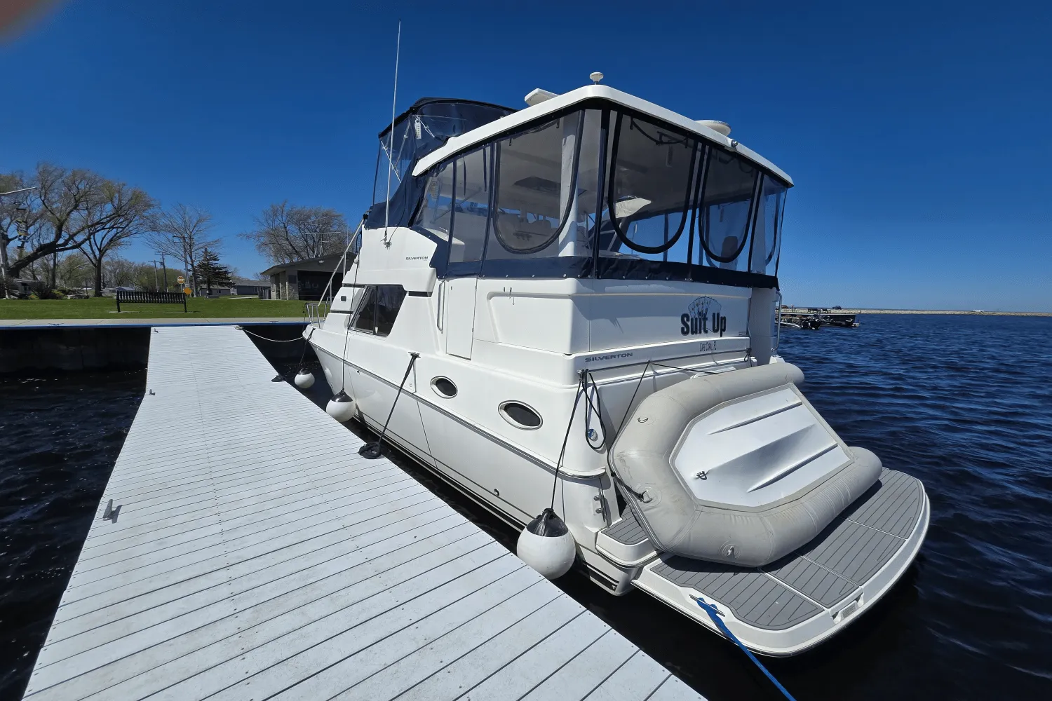 2001 Silverton 392 MOTOR YACHT Image Thumbnail #6