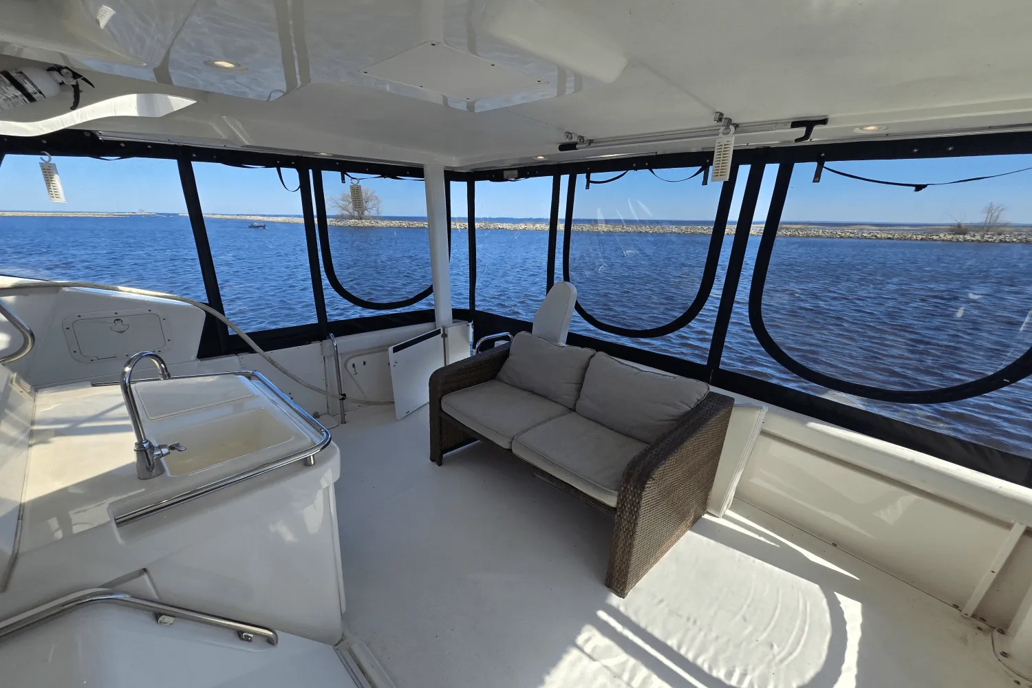 2001 Silverton 392 MOTOR YACHT Image Thumbnail #19