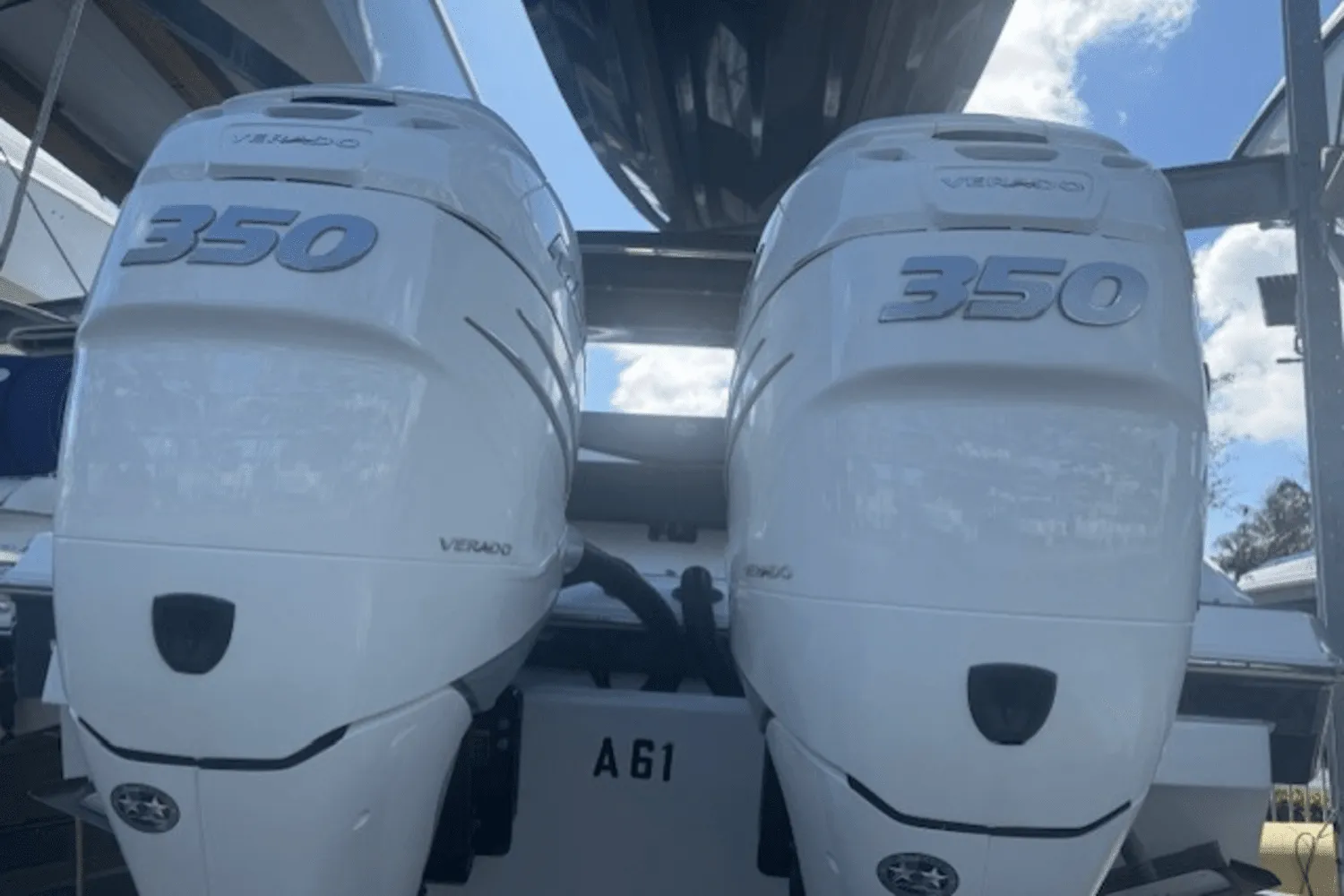 2019 Cruisers Yachts 338 GLS OB Image Thumbnail #14