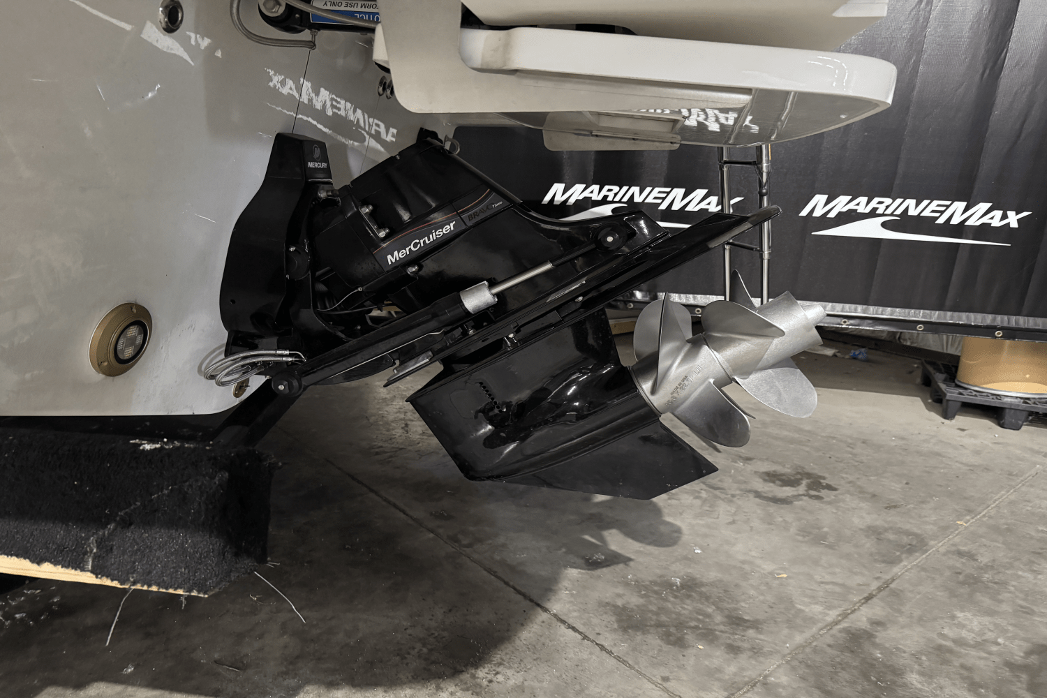 2025 Sea Ray SLX 280 Image Thumbnail #8