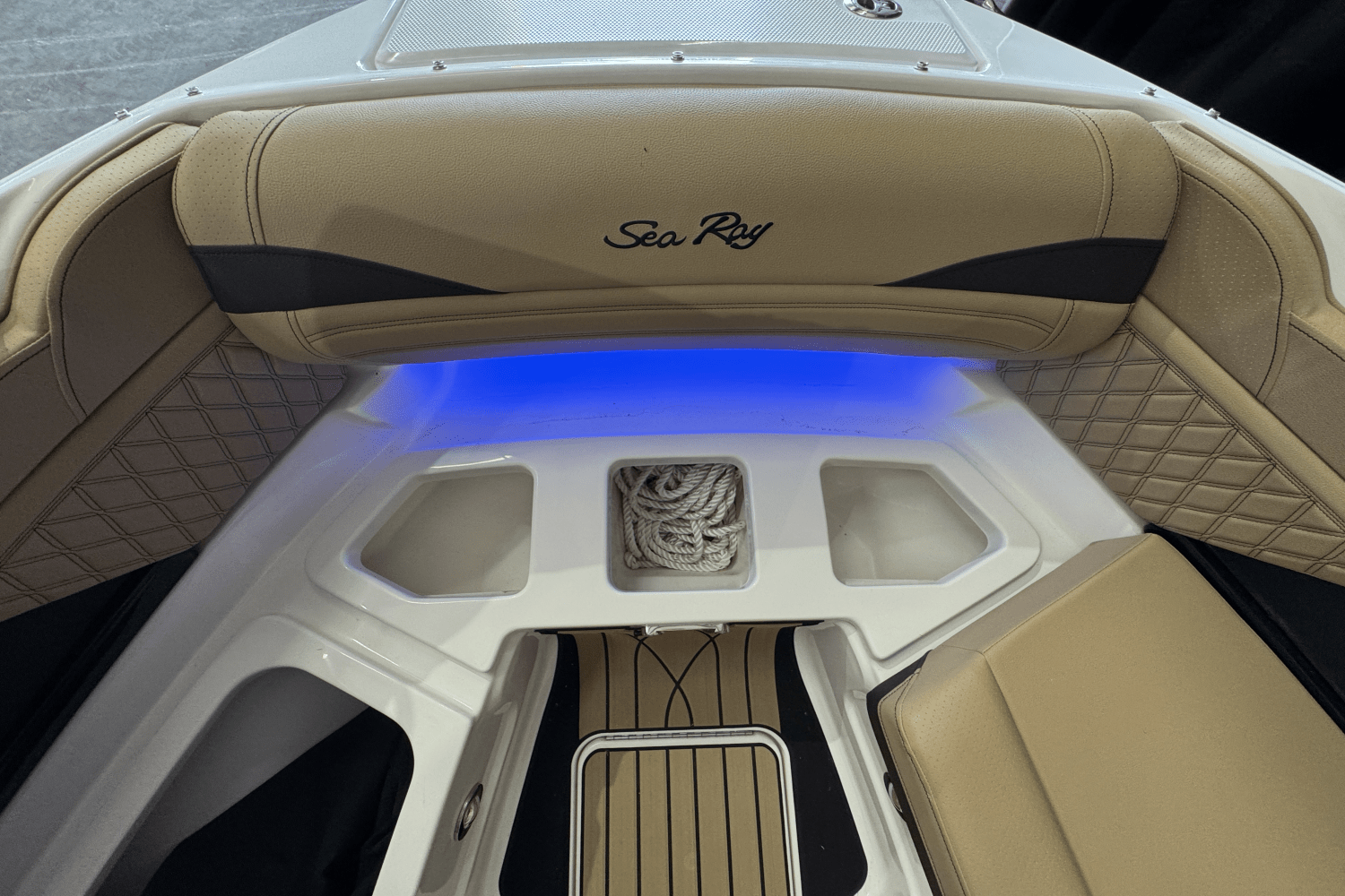 2025 Sea Ray SLX 280 Image Thumbnail #63