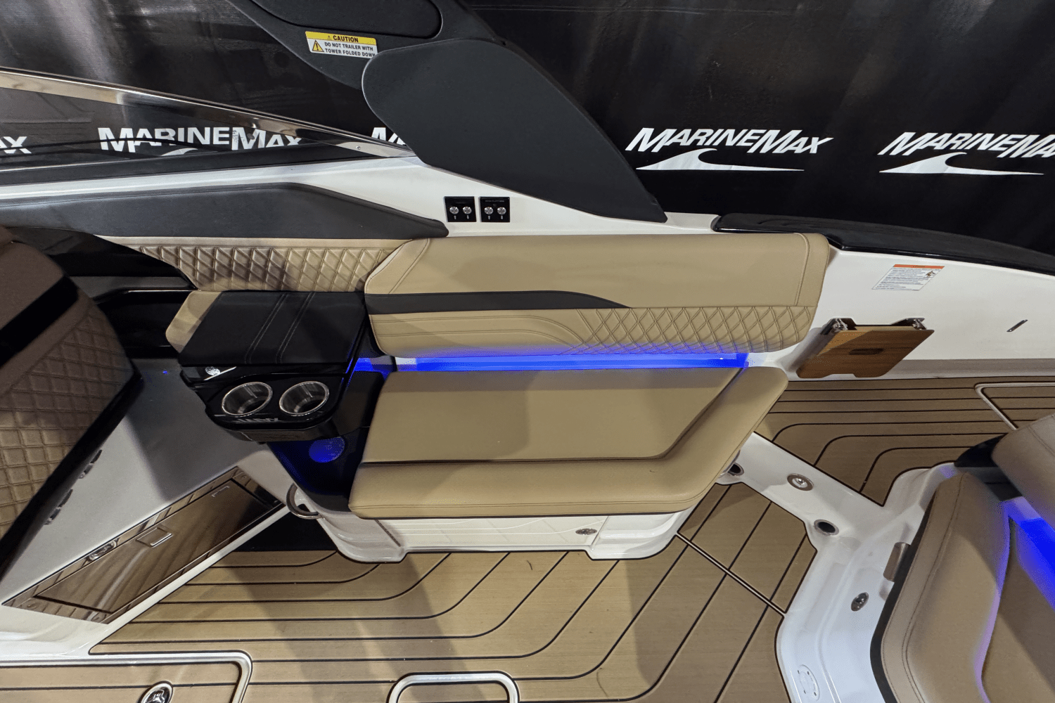 2025 Sea Ray SLX 280 Image Thumbnail #26