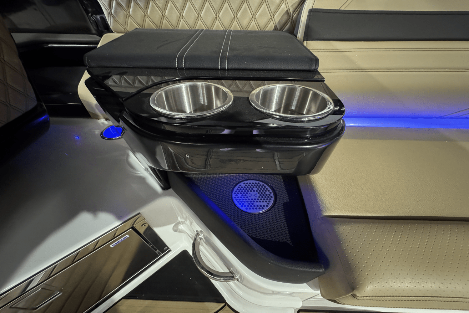 2025 Sea Ray SLX 280 Image Thumbnail #29