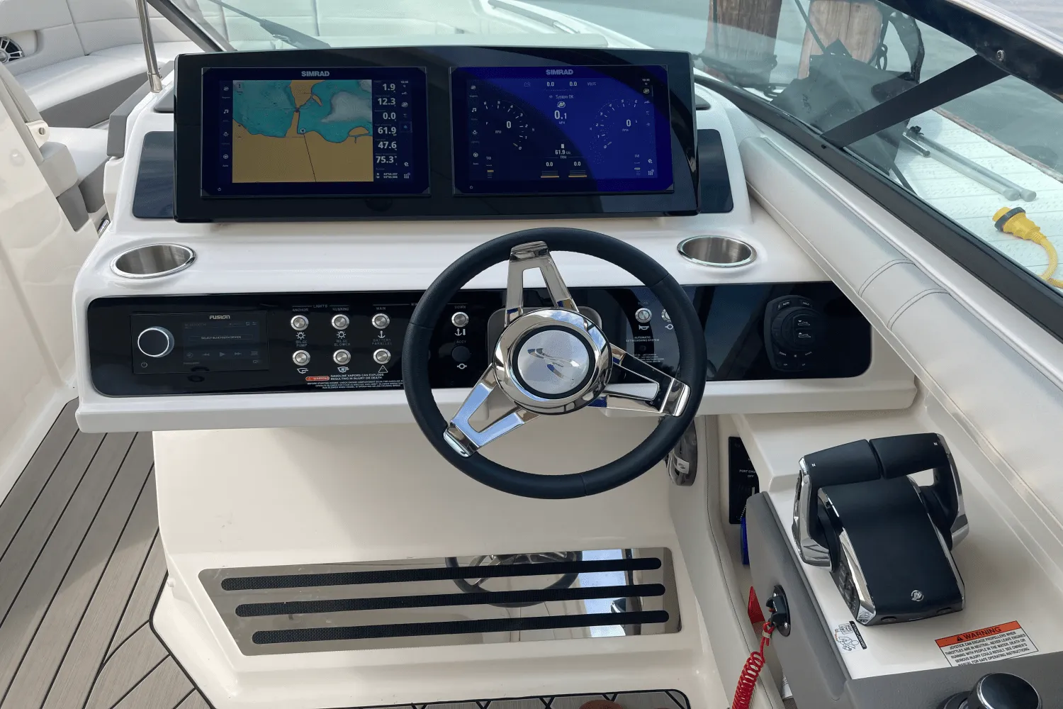 2026 Sea Ray SLX 310 Image Thumbnail #27