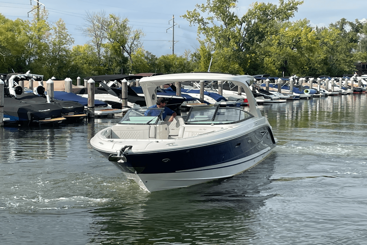 2026 Sea Ray SLX 310 Image Thumbnail #0