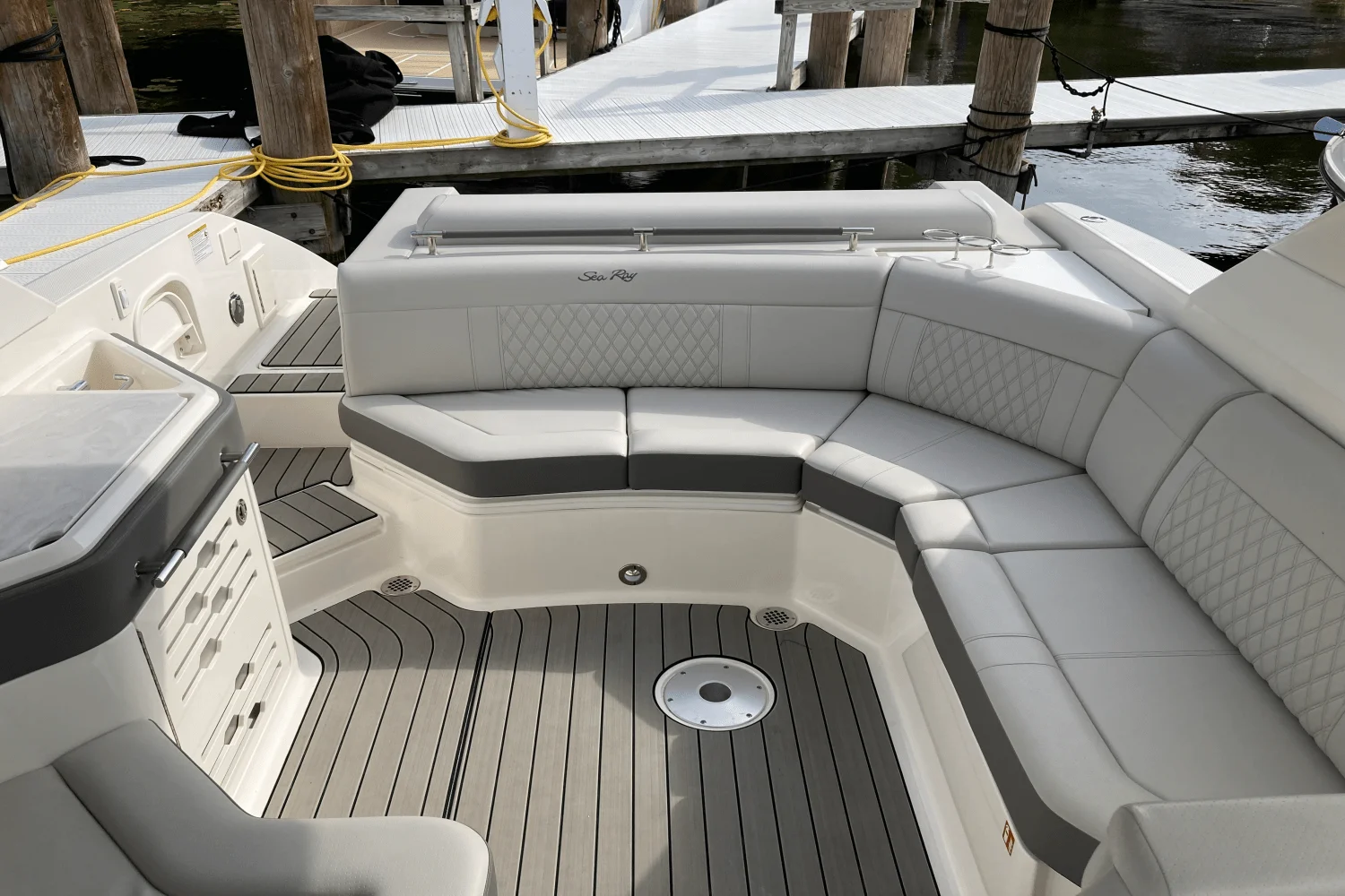 2026 Sea Ray SLX 310 Image Thumbnail #36