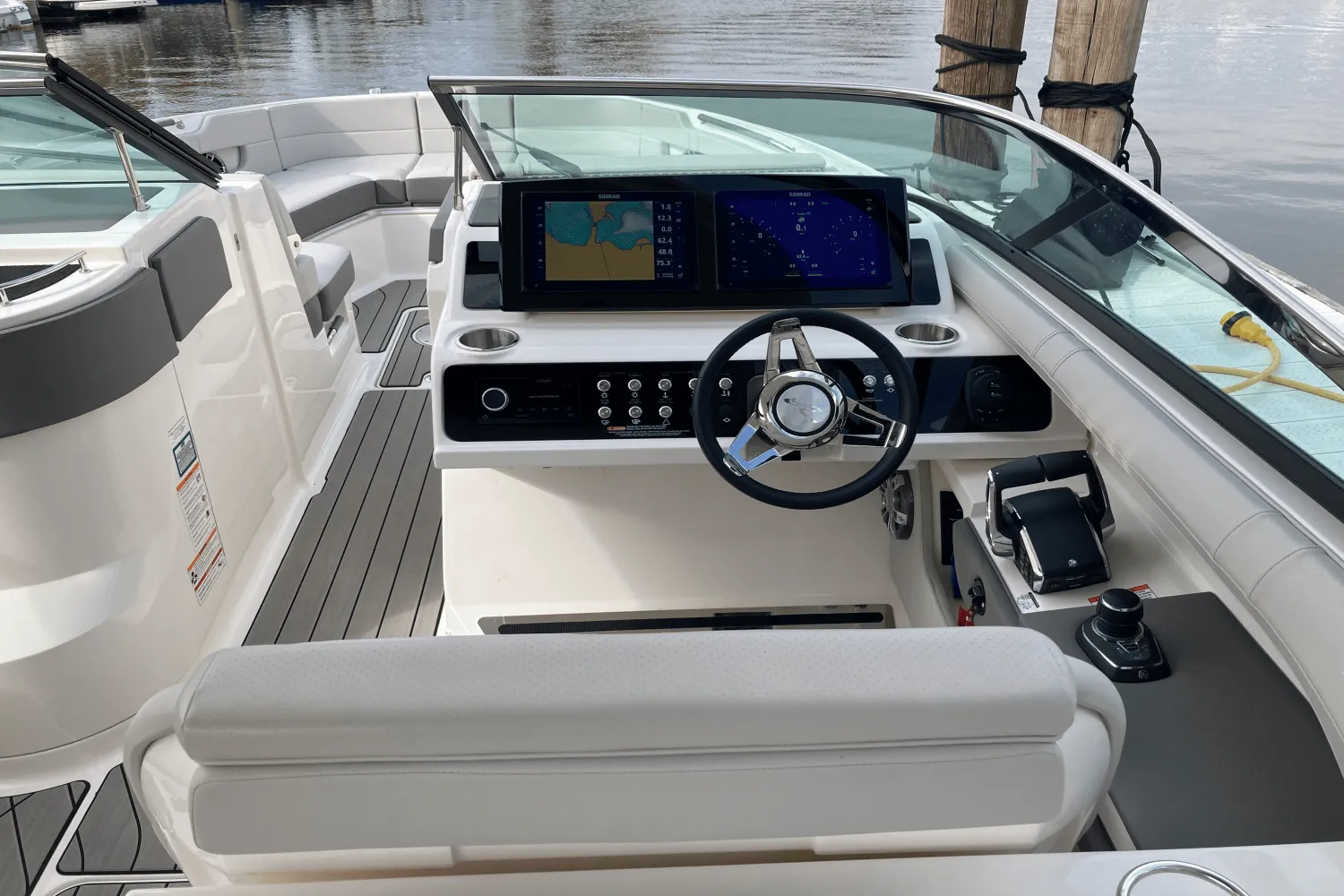 2026 Sea Ray SLX 310 Image Thumbnail #26