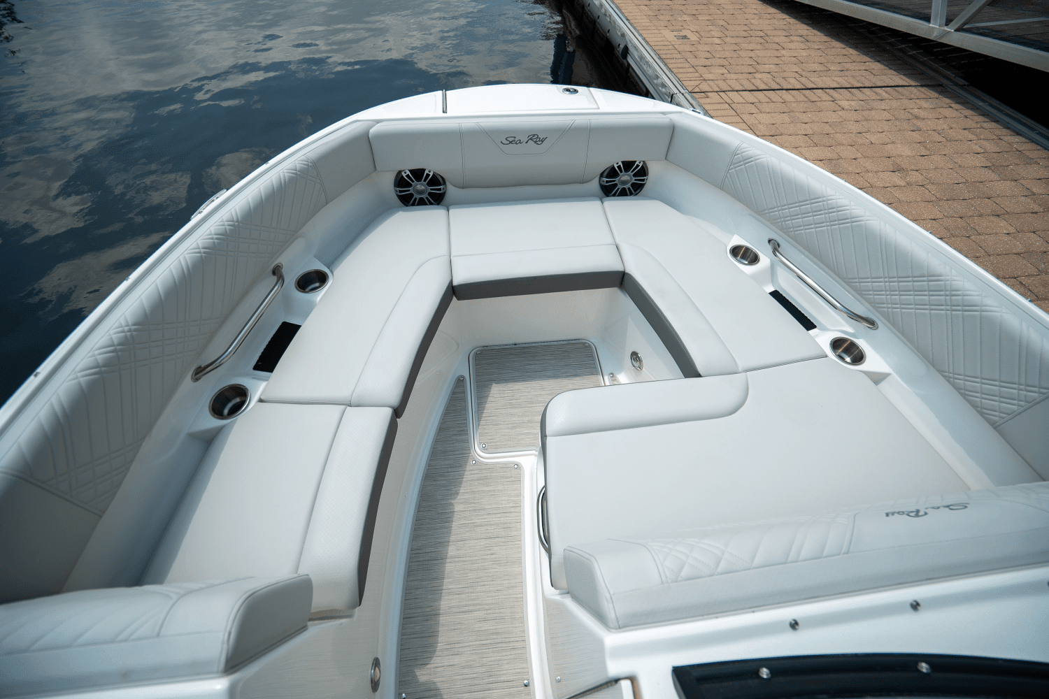 2025 Sea Ray SDX 250 Outboard Image Thumbnail #23