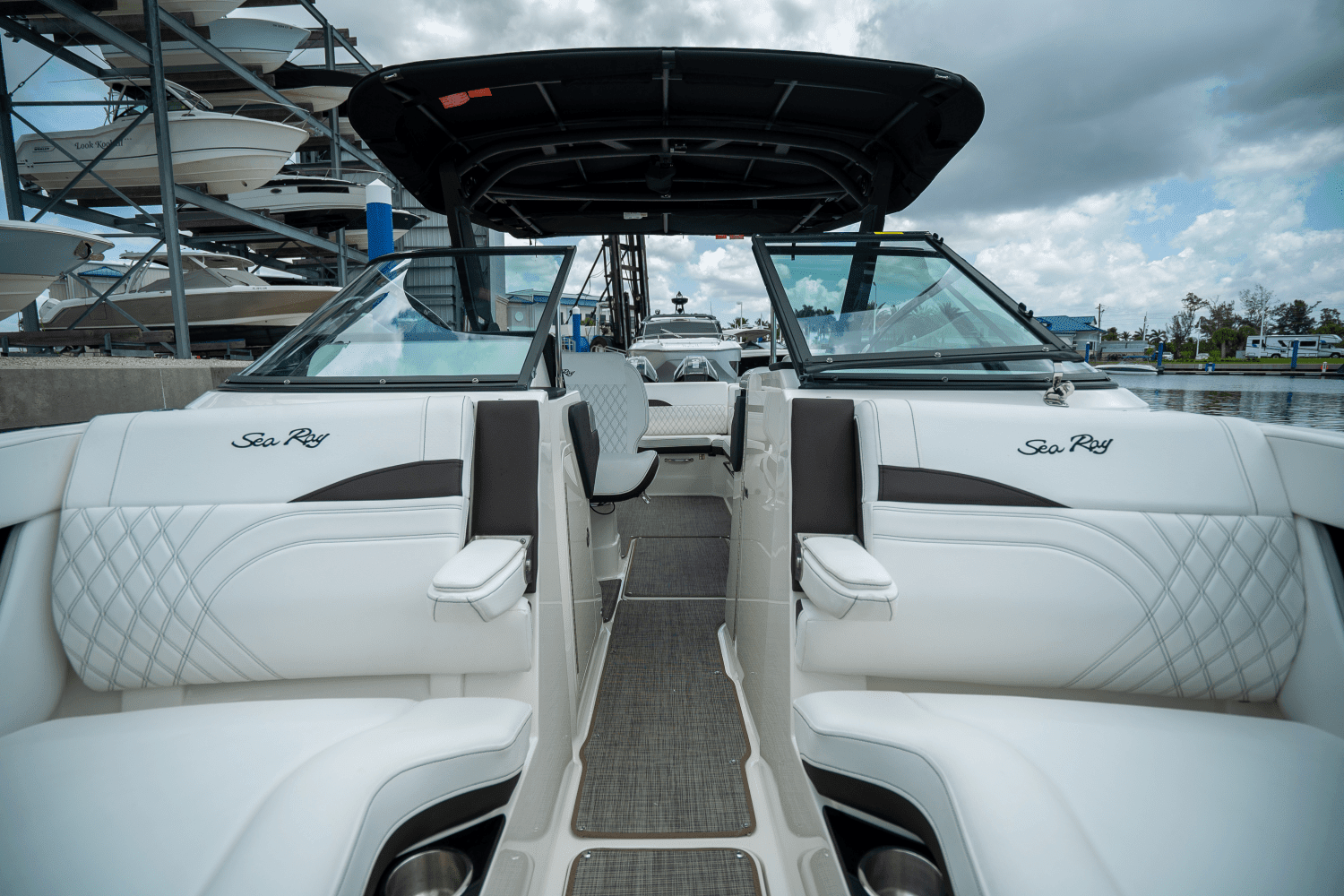 2025 Sea Ray SLX 280 Image Thumbnail #20