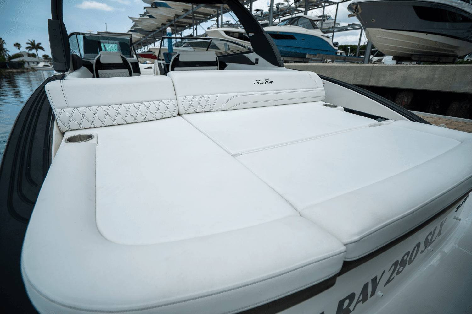 2025 Sea Ray SLX 280 Image Thumbnail #6