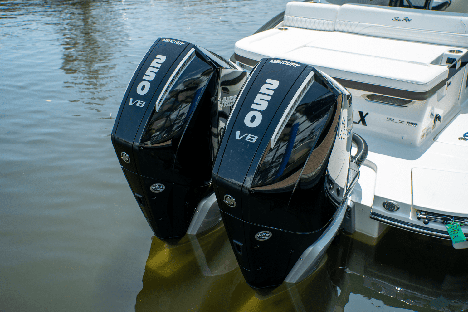 2025 Sea Ray SLX 280 Image Thumbnail #4