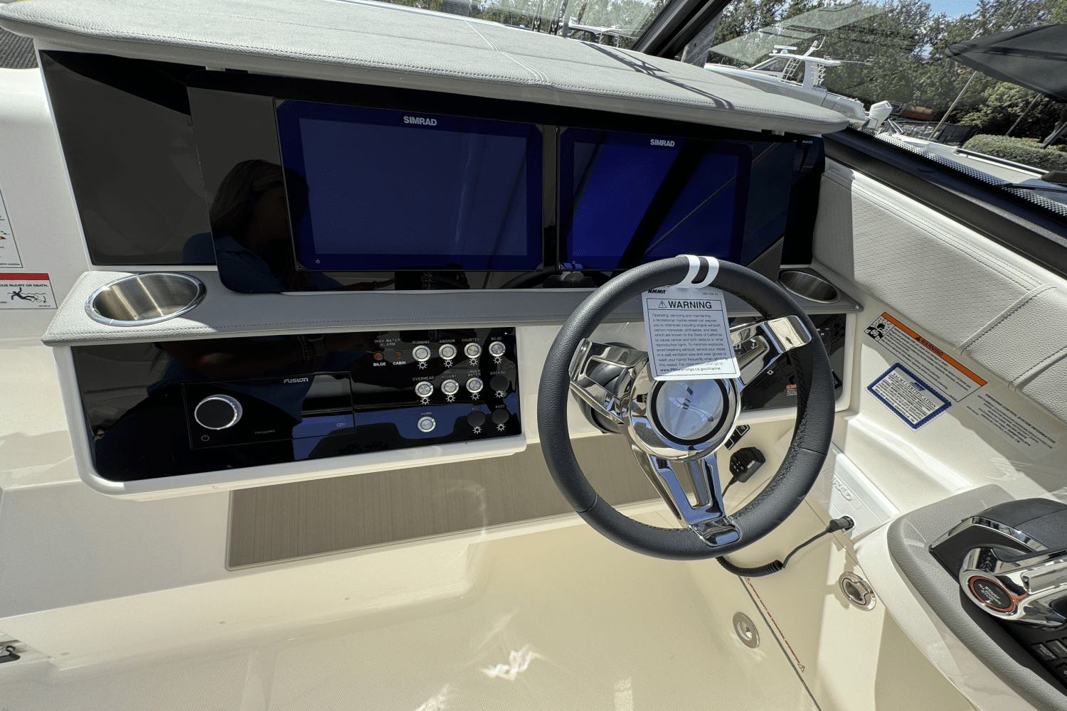 2025 Sea Ray Sundancer 320 Outboard Image Thumbnail #17