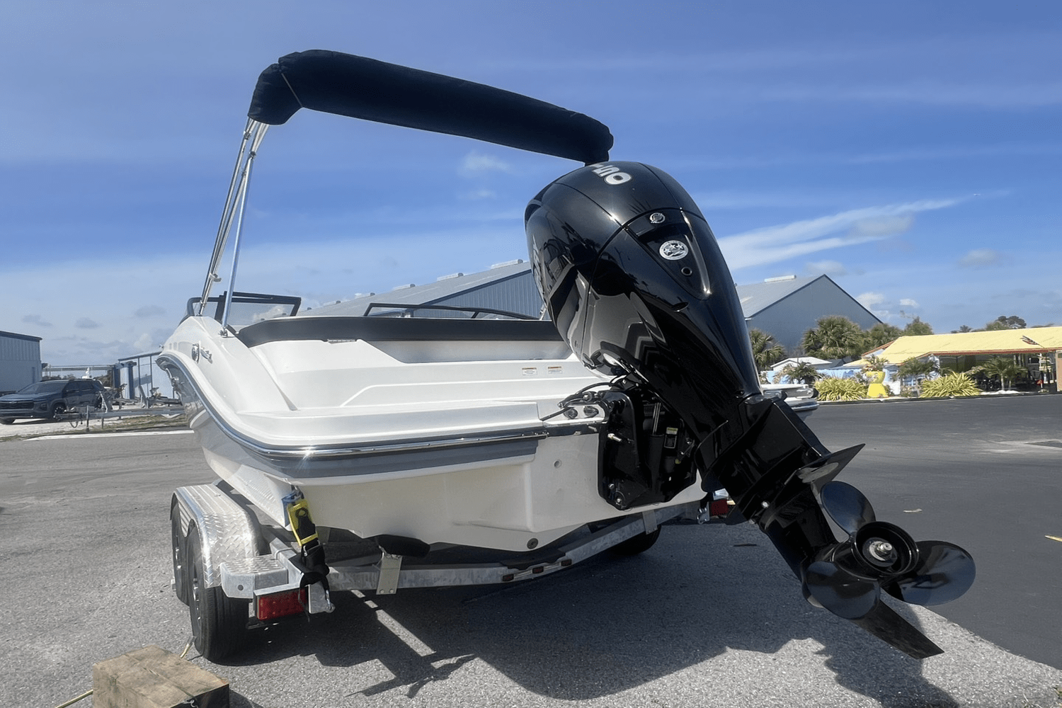 2025 Sea Ray SPX 190 Outboard Image Thumbnail #7