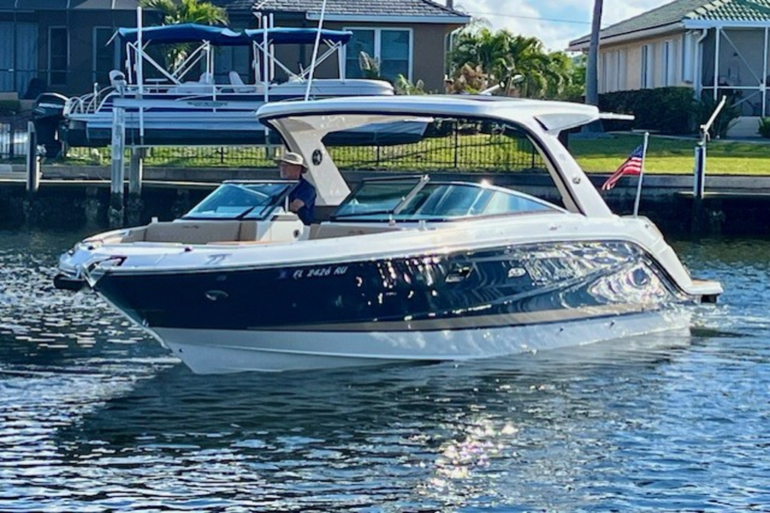 2019 Sea Ray 310 SLX OB Image Thumbnail #1