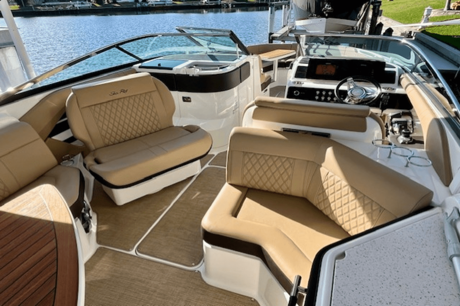 2019 Sea Ray 310 SLX OB Image Thumbnail #20