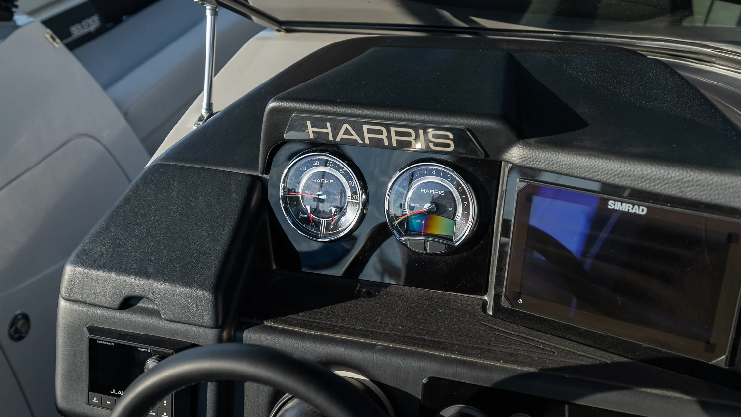 2025 Harris 250 Solstice DC Image Thumbnail #13