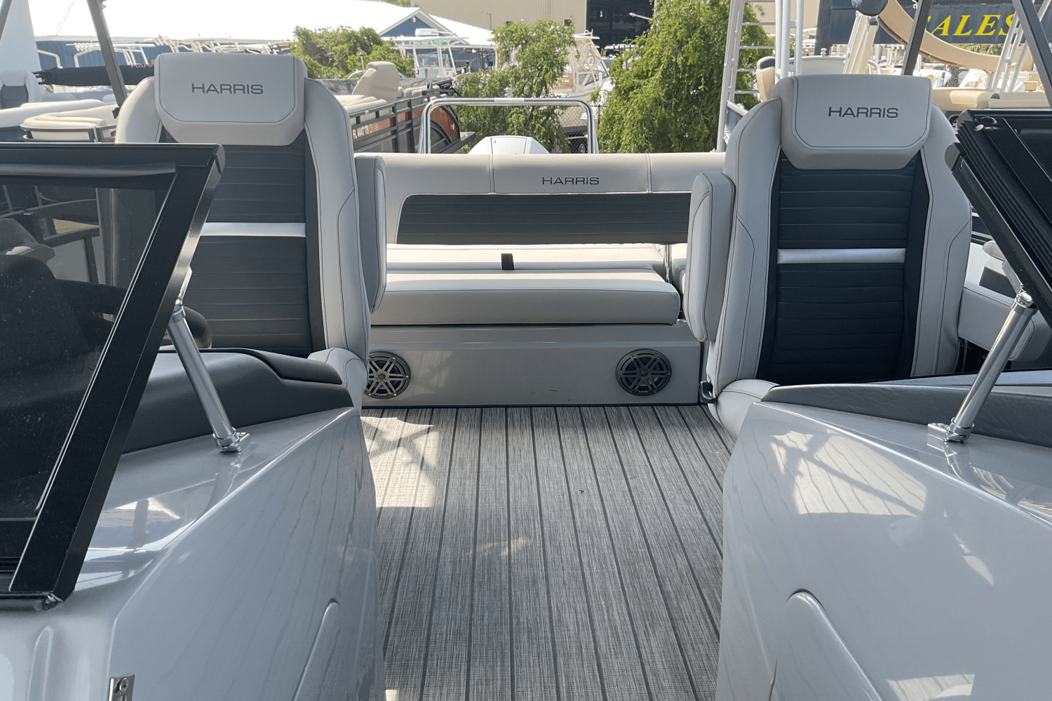2025 Harris 250 Solstice DC Image Thumbnail #15